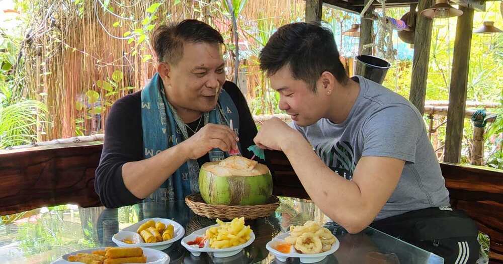 Post ng LGBTQIA+ na vice mayor sa Iloilo kasama ang BF sa sweet photo, viral: “He is not a gold digger”