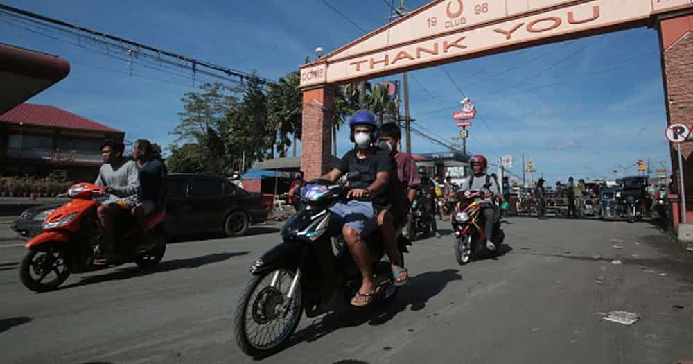 Pretty TikTokerist na nagrereklamo sa jowa, viral: “Noon, ‘sunduin kita sa school,’ ngayon, ‘sira ang motor…’” Pretty TikTokerist na nagrereklamo sa jowa, viral: “Noon, ‘sunduin kita sa school,’ ngayon, ‘sira ang motor…’”