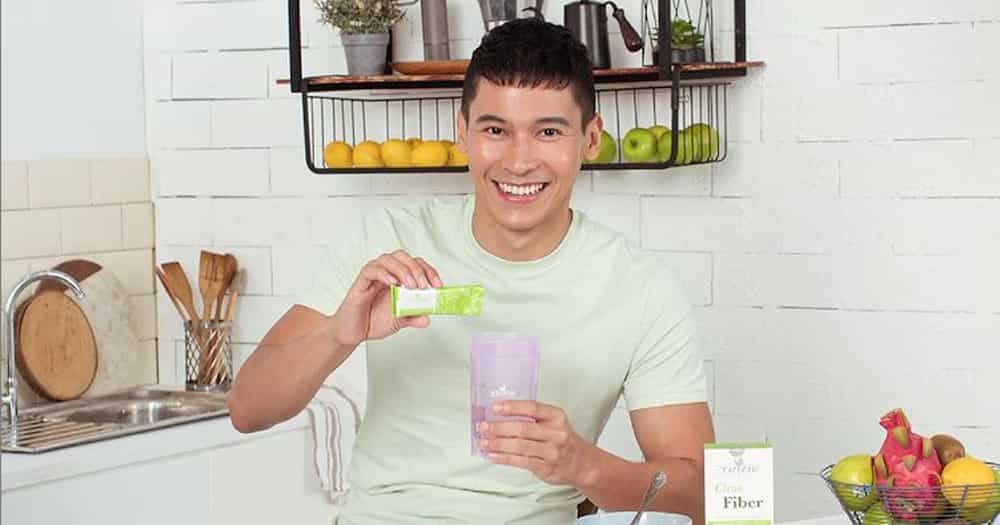 Enchong Dee gives back to hundreds of families in Metro Manila