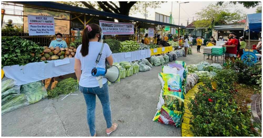 Napakalaki at bonggang community pantry sa Bulacan, trending na sa socmed