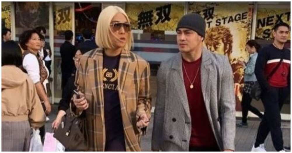 Vice Ganda, nagpatutsada sa pagkawala sa ere ng ABS-CBN pagkalipas ng 1 taon Vice Ganda, nagpatutsada sa pagkawala sa ere ng ABS-CBN pagkalipas ng 1 taon