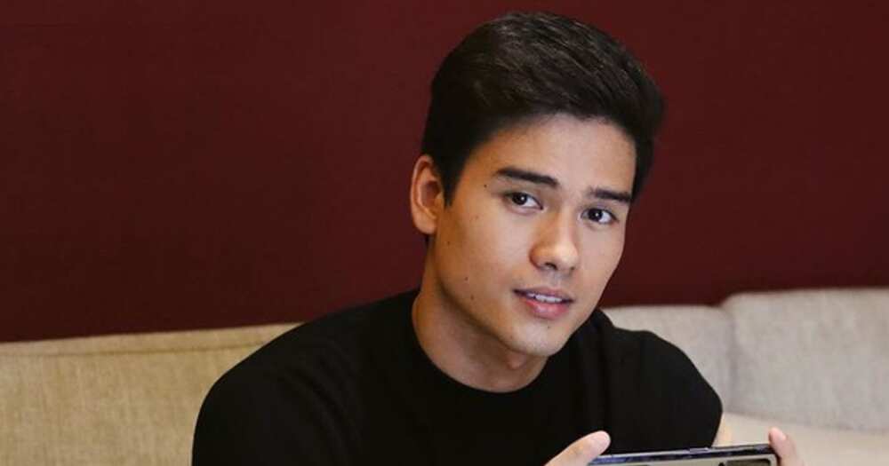 Marco Gumabao gets drenched while reading thirst tweets