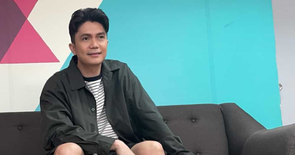Ogie Alcasid, may nakakaantig na birthday greeting kay Vhong Navarro Ogie Alcasid, may nakakaantig na birthday greeting kay Vhong Navarro
