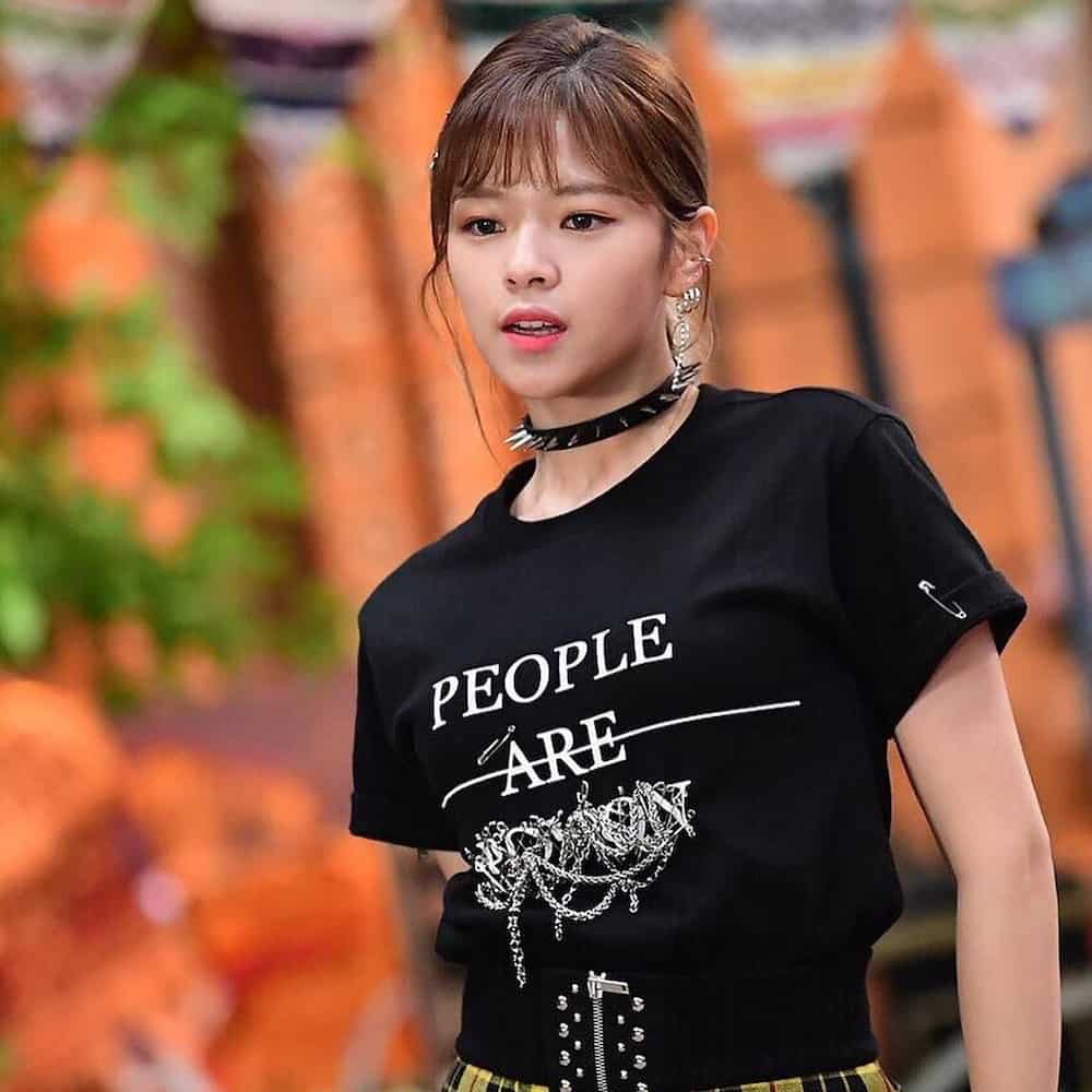jeongyeon real name jeongyeon real name