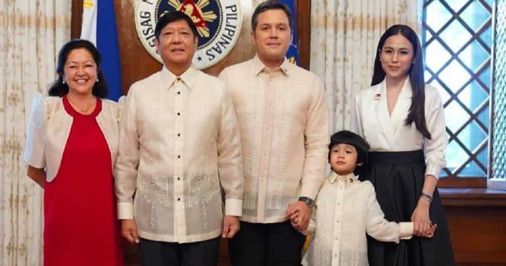 President Bongbong Marcos, his wife, and the Soriano family (@paulsoriano1017)