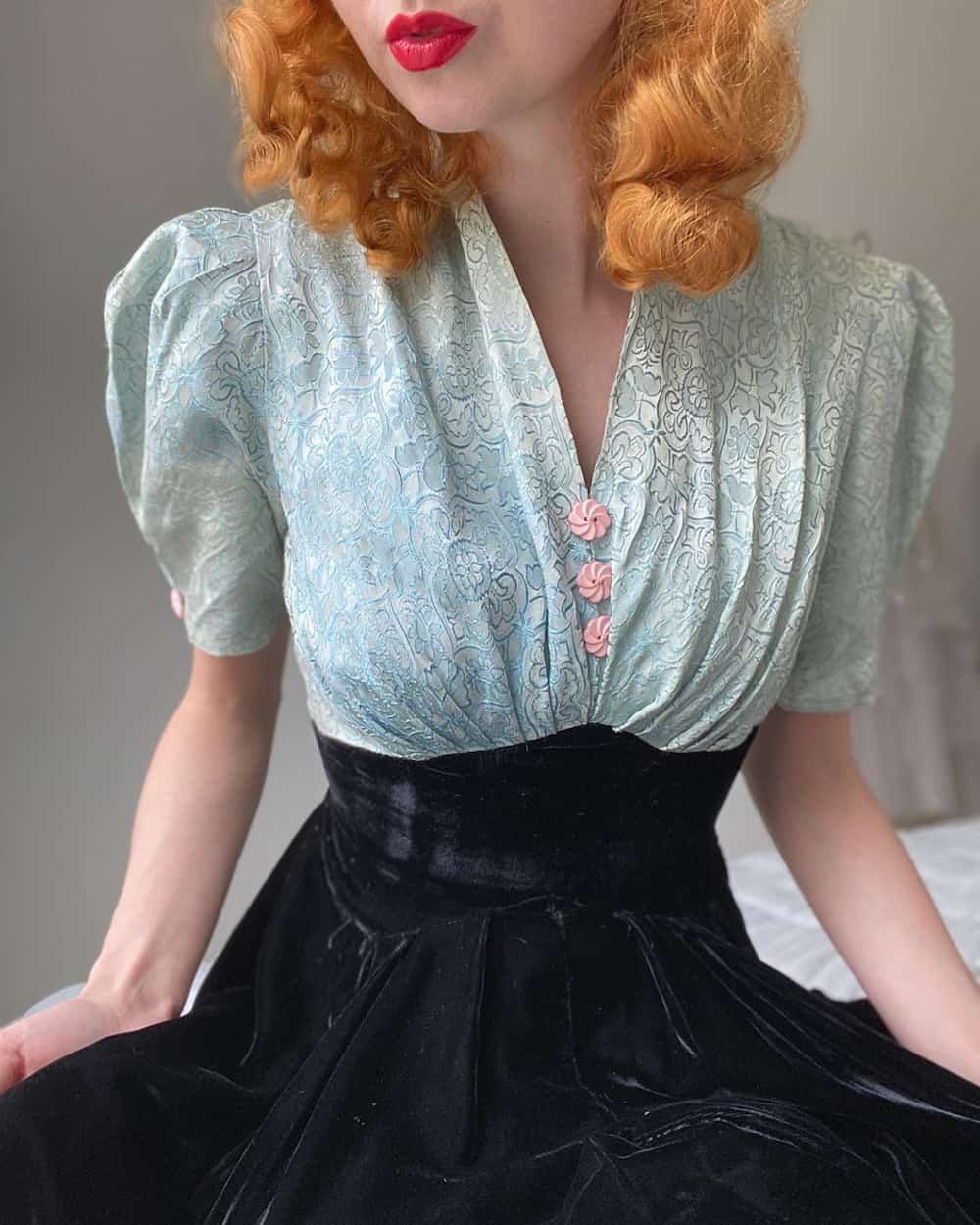 vintage outfit for women
