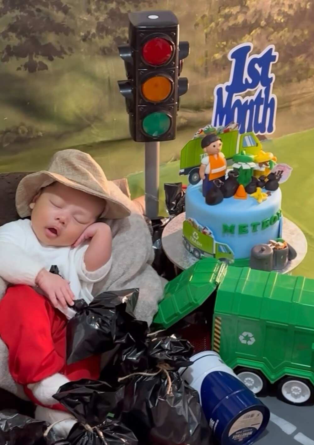 Antonette Gail posts cute video of Baby Meteor’s 1st-month photoshoot Antonette Gail posts cute video of Baby Meteor’s 1st-month photoshoot