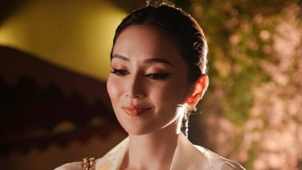 Kathryn Bernardo, napuri ng marami sa husay niya sa 'A Very Good Girl' Kathryn Bernardo, napuri ng marami sa husay niya sa 'A Very Good Girl'