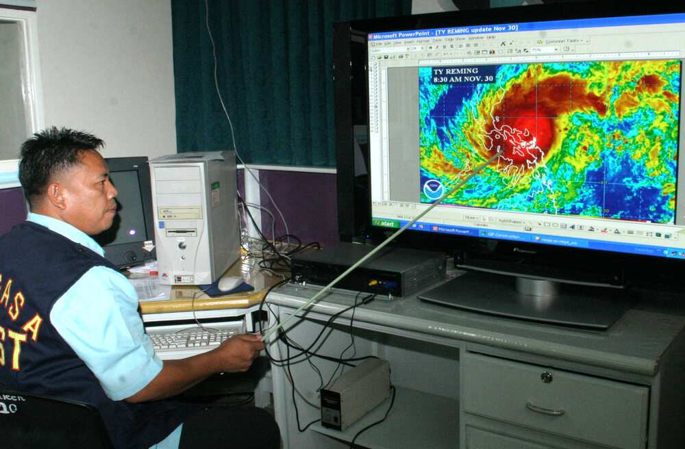 Bagyong Rolly, isa nang ganap na super typhoon ayon sa PAGASA