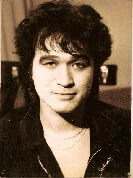 viktor robertovich tsoi