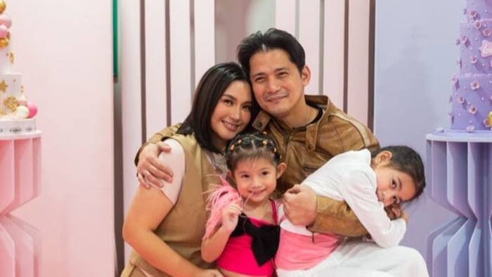 Robin Padilla, kinabahan nang makitang matumba si Isabela nang mag-ski ito
