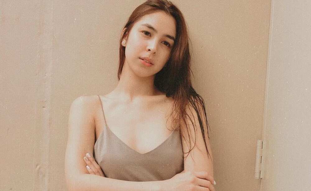 Julia Barretto, ipinakita ang abs sa bagong photo; Marco Gumabao, na-challenge mag-gym