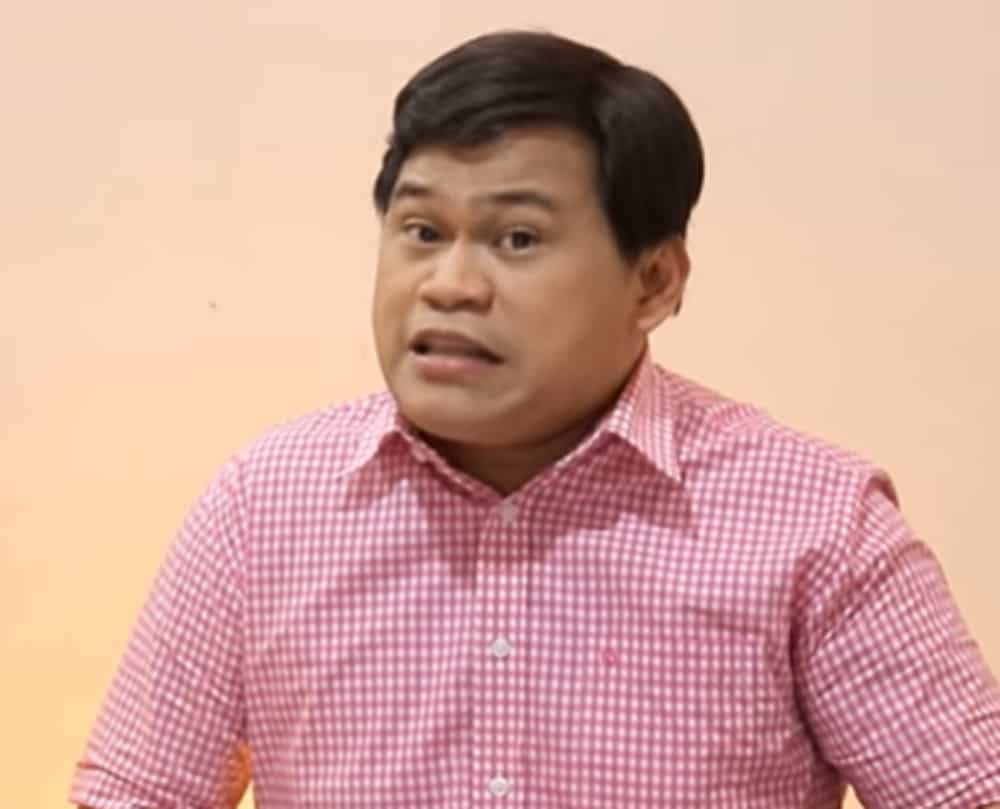 Ogie Diaz, nagbabala tungkol sa fake "Showbiz Update" page