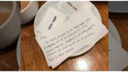 Note na iniwan ng customer sa isang resto, dumurog sa puso ng netizens: “Paalam, mahal ko”