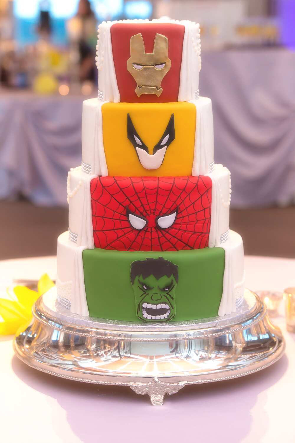 Spiderman cake design