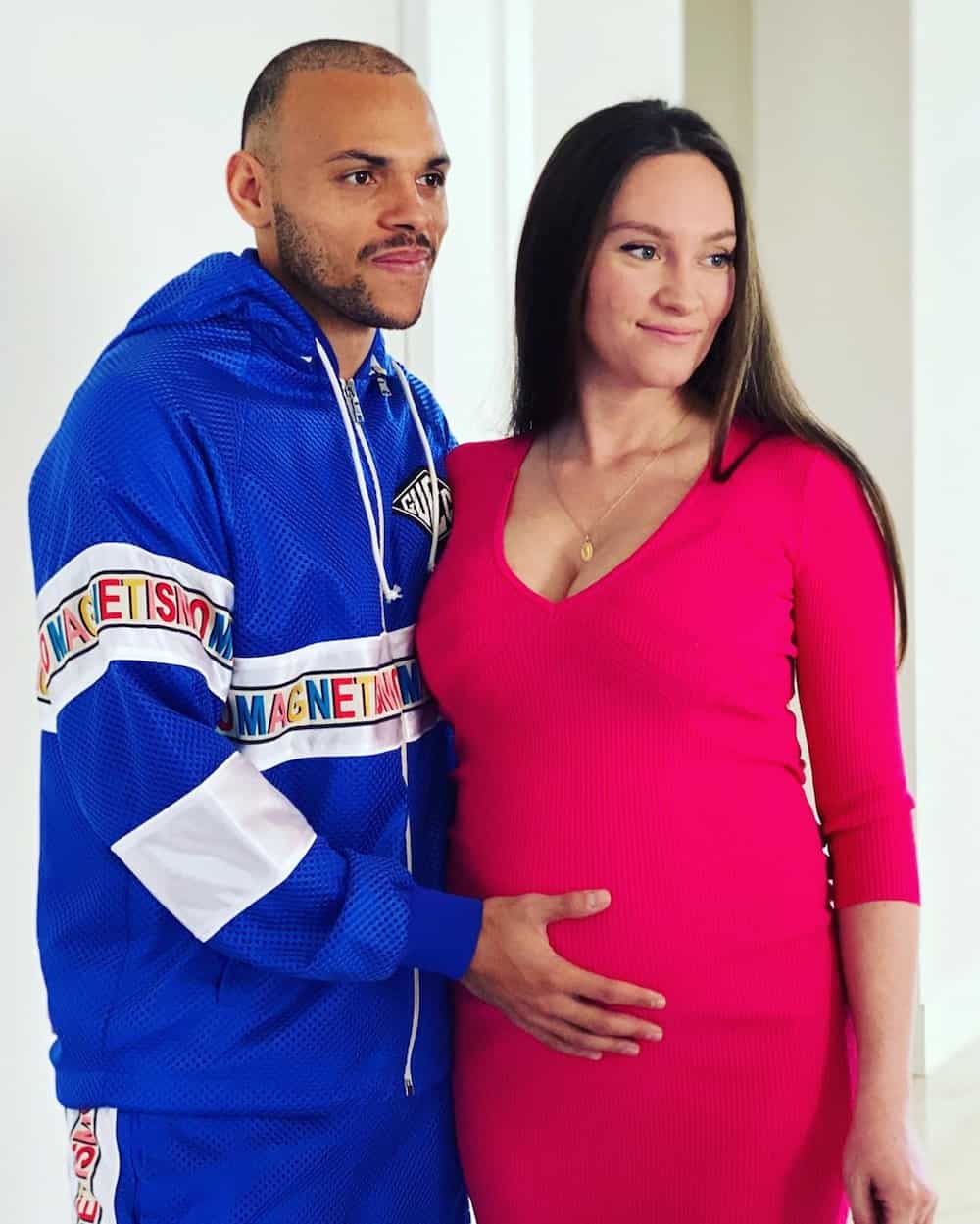 Barcelona players wives and girlfriends Barcelona players wives and girlfriends