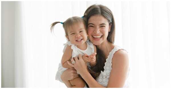 Photos and videos of Dahlia helping mom Anne Curtis in preparing breakfast delight netizens