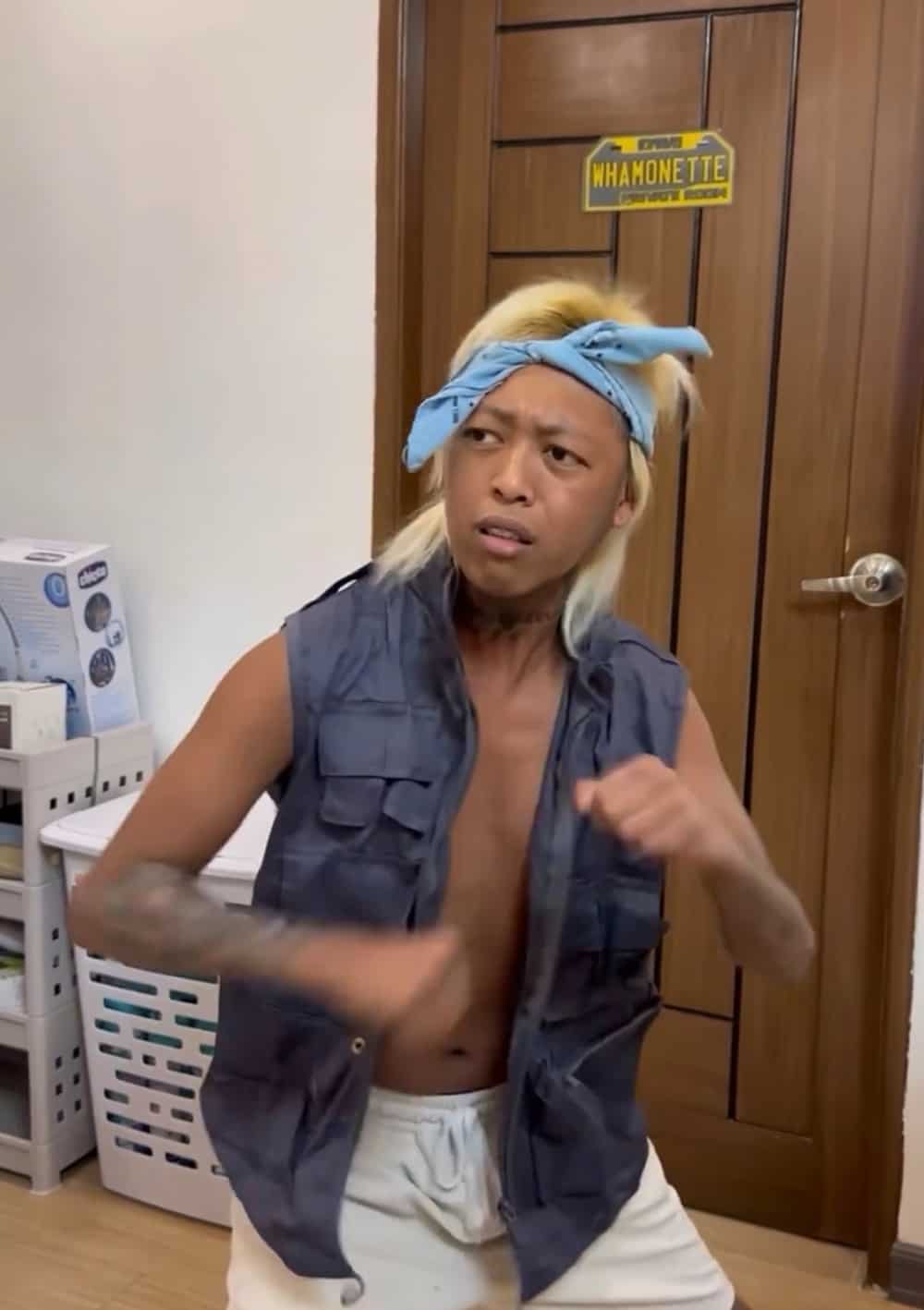 Whamos Cruz, pinagalitan ni Antonette sa kanilang Batang Quiapo skit Whamos Cruz, pinagalitan ni Antonette sa kanilang Batang Quiapo skit