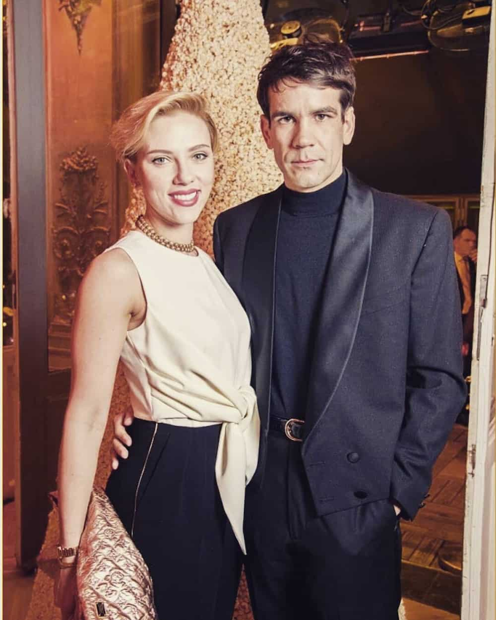 scarlett johansson husband