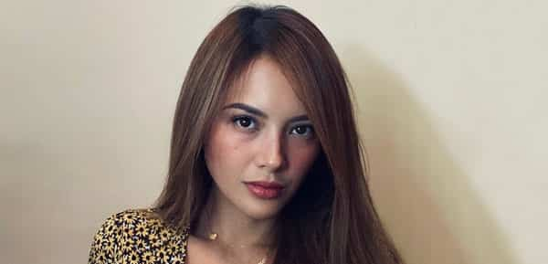 Derek Ramsay gushes over Ellen Adarna's stunning photos