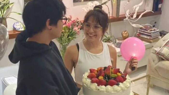Glimpse of Kathryn Bernardo’s birthday celebration posted by the actress’ mom goes viral