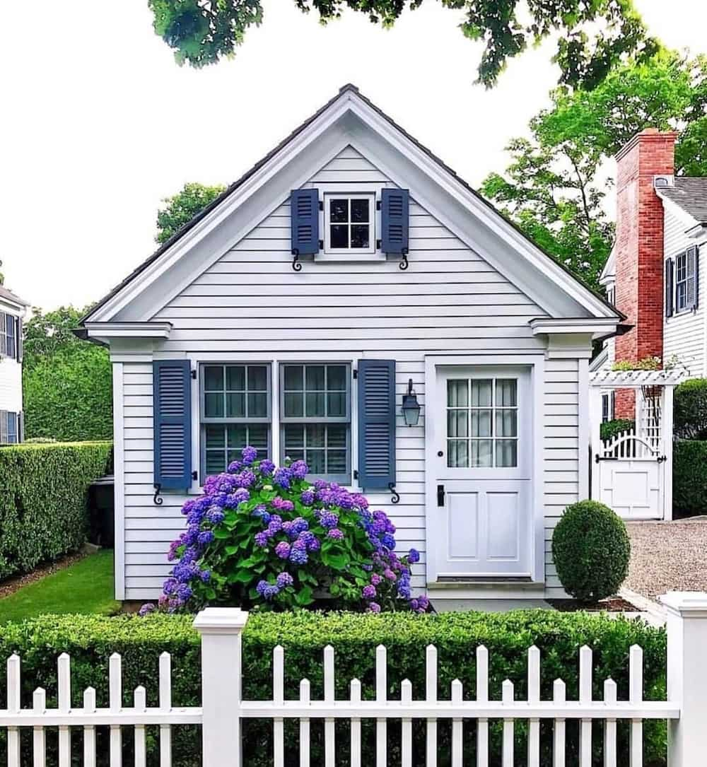 Simple house design with terrace