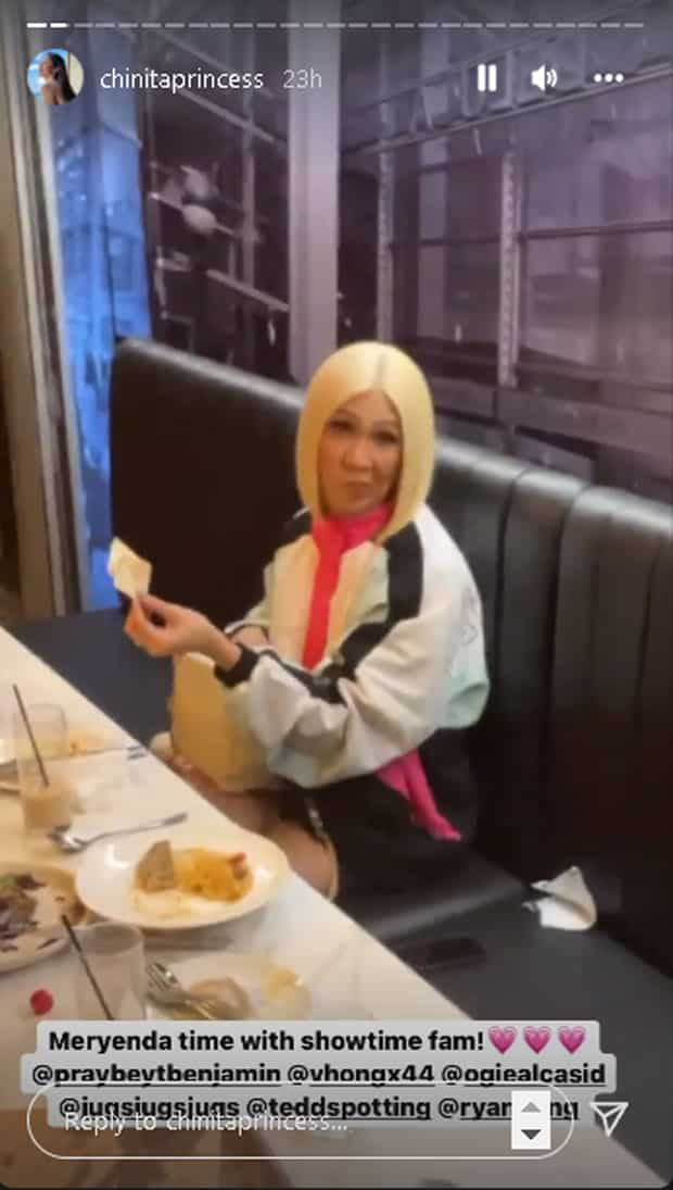 Vice Ganda, naging galante sa waiter; nagbigay ng P1K na tip: “One thousand. Big time!”