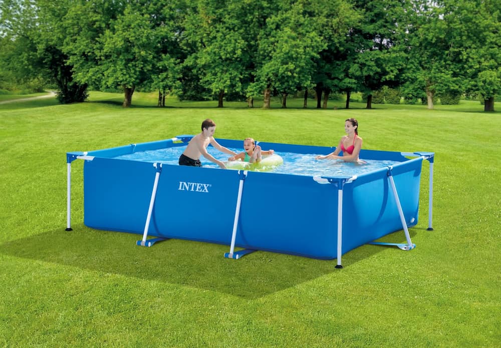Beat the summer heat! Top 4 affordable inflatable swimming pools for family