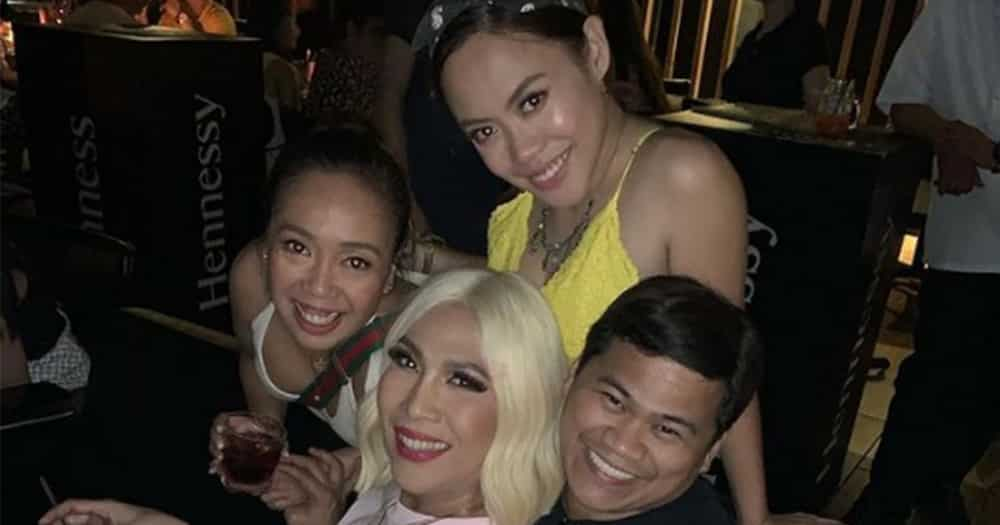 Ogie Diaz, napasabi ng "dapat lang 'no" sa pagresbak ni Vice Ganda sa basher