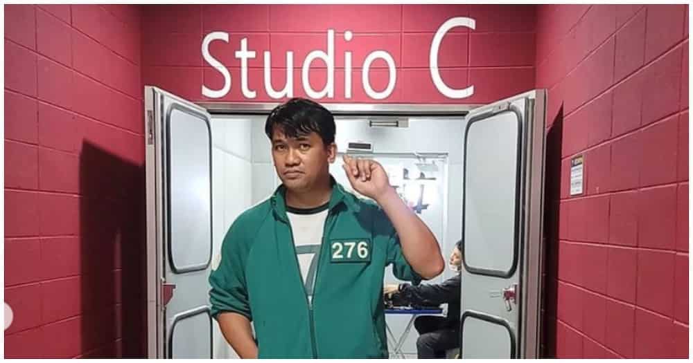Pinoy Teacher at data analyst sa Korea, naging bahagi ng Netflix hit na 'Squid Game' Pinoy Teacher at data analyst sa Korea, naging bahagi ng Netflix hit na 'Squid Game'