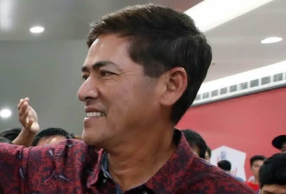 Vic Sotto makes fun of ‘Eat Bulaga’ question about age gap