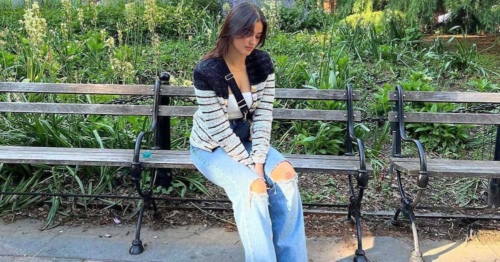 Cristy Fermin, sinabing maagang nalaos si Liza Soberano dahil sa career move: “Sayang na sayang” Cristy Fermin, sinabing maagang nalaos si Liza Soberano dahil sa career move: “Sayang na sayang”