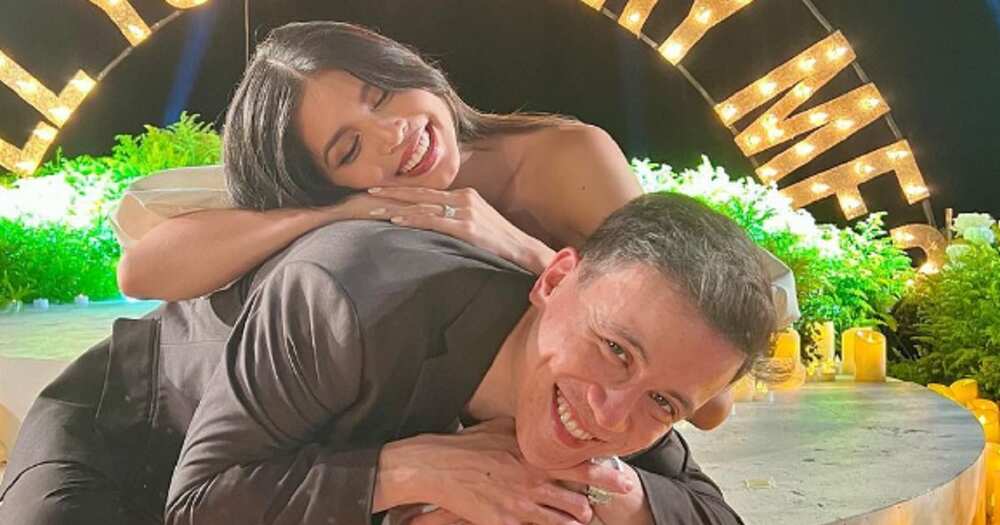 Arjo Atayde posts about engagement to Maine Mendoza; posts pics from proposal (@arjoatayde)