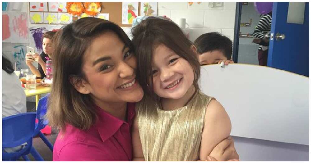 Jerika Ejercito, pinasilip ang kanilang pag-sorpresa kay Ellie Ejercito Jerika Ejercito, pinasilip ang kanilang pag-sorpresa kay Ellie Ejercito
