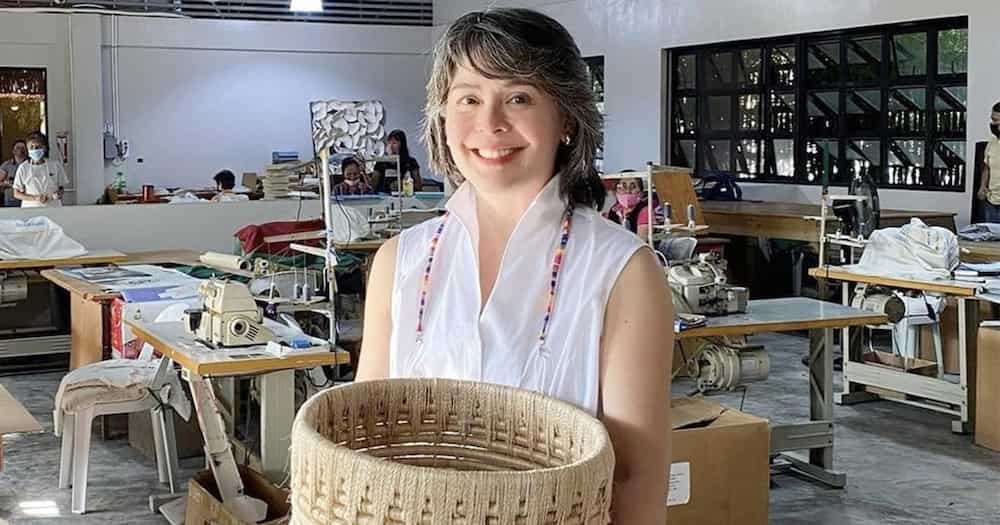 Buhay probinsya ni Dawn Zulueta, kinagiliwan ng mga netizens sa social media Buhay probinsya ni Dawn Zulueta, kinagiliwan ng mga netizens sa social media