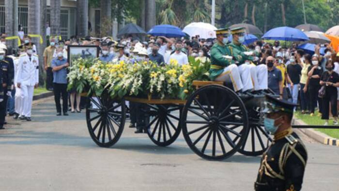Pangulong Aguino, binigyan ng full military funeral honors; pagpaparangal, pinangunahan ng AFP Chief of Staff