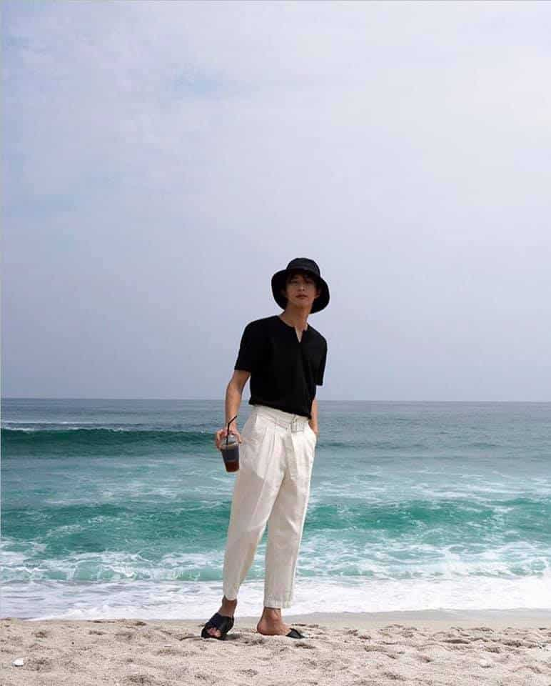 korean beach outfit