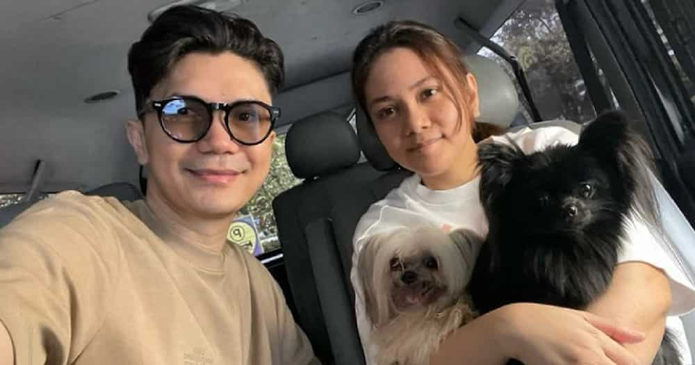 Vhong Navarro and his wife (@vhongx44)