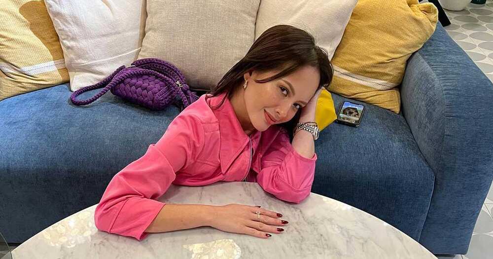 Ellen Adarna, nagbirong ihahain niya si Derek Ramsay kay Bretman Rock: “Imma serve you my husband for dinner” Ellen Adarna, nagbirong ihahain niya si Derek Ramsay kay Bretman Rock: “Imma serve you my husband for dinner”