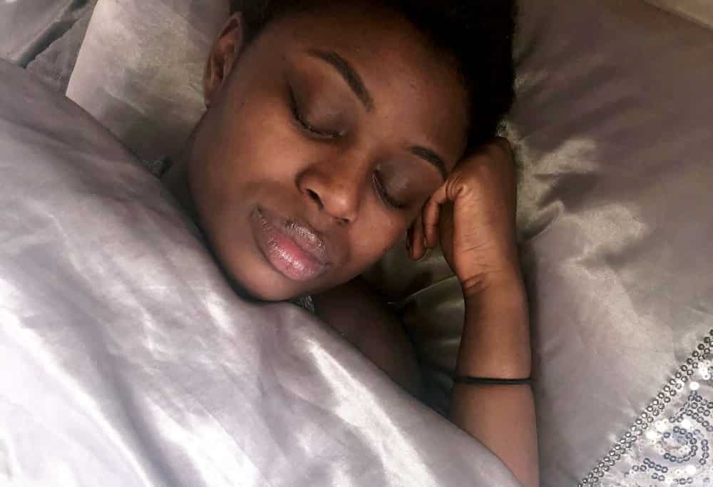 Woman Claims She Has ‘sleeping Beauty’ Syndrome That Lets Her Sleep 22 Hours A Day Kami Ph