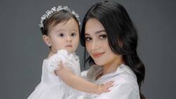 Mommy and daughter portraits nina Shaila Rebortera at Amelia, viral