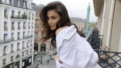 Bathrobe photos ni Anne Curtis sa Paris, nag-viral sa social media