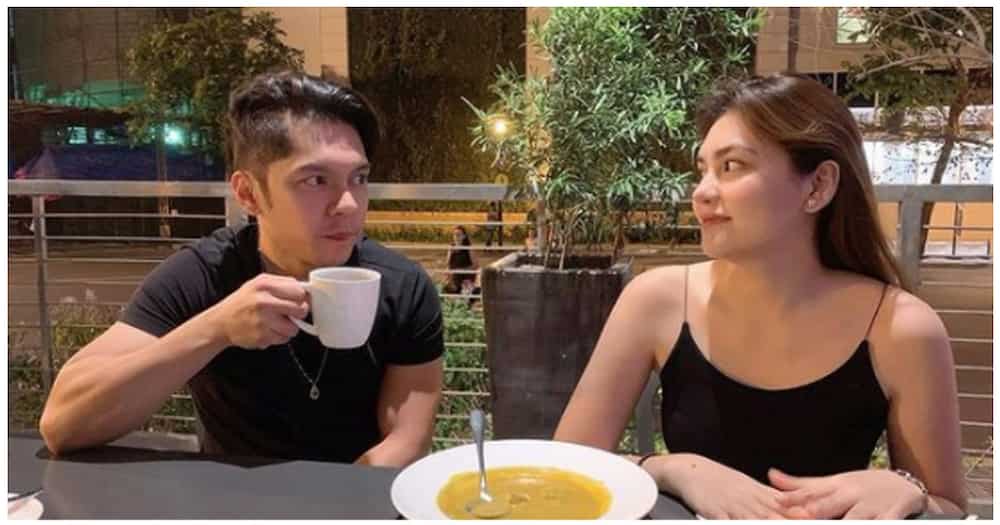 Carlo Aquino, nagbahagi ng picture nila ng kanyang anak Carlo Aquino, nagbahagi ng picture nila ng kanyang anak