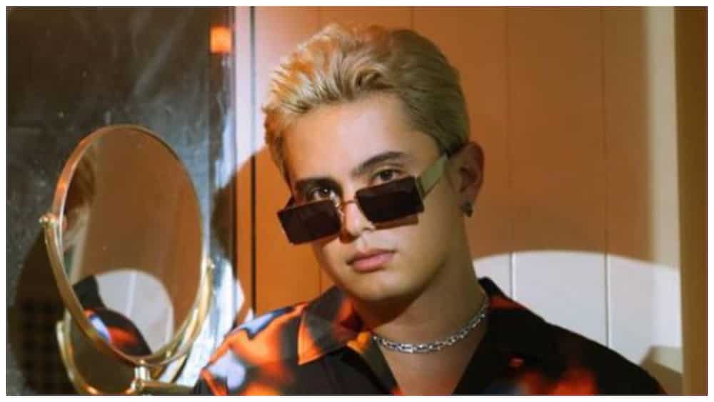 Cristy Fermin; "Meron daw tinaray-tarayan itong si James Reid" Cristy Fermin; "Meron daw tinaray-tarayan itong si James Reid"