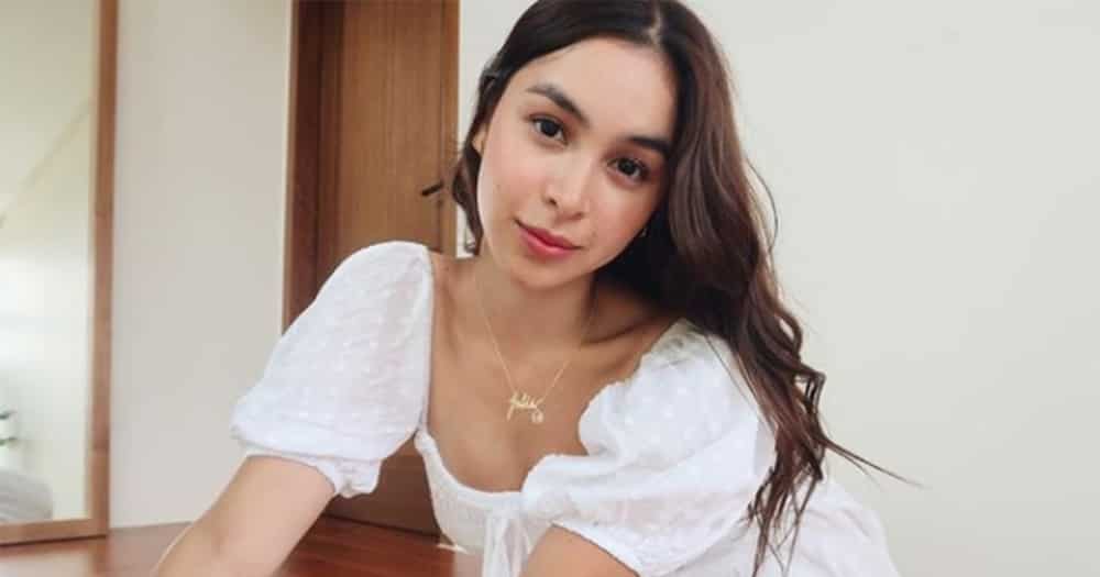 Julia Barretto receives bridal bouquet from Bianca Yanga as Gerald Anderson watches