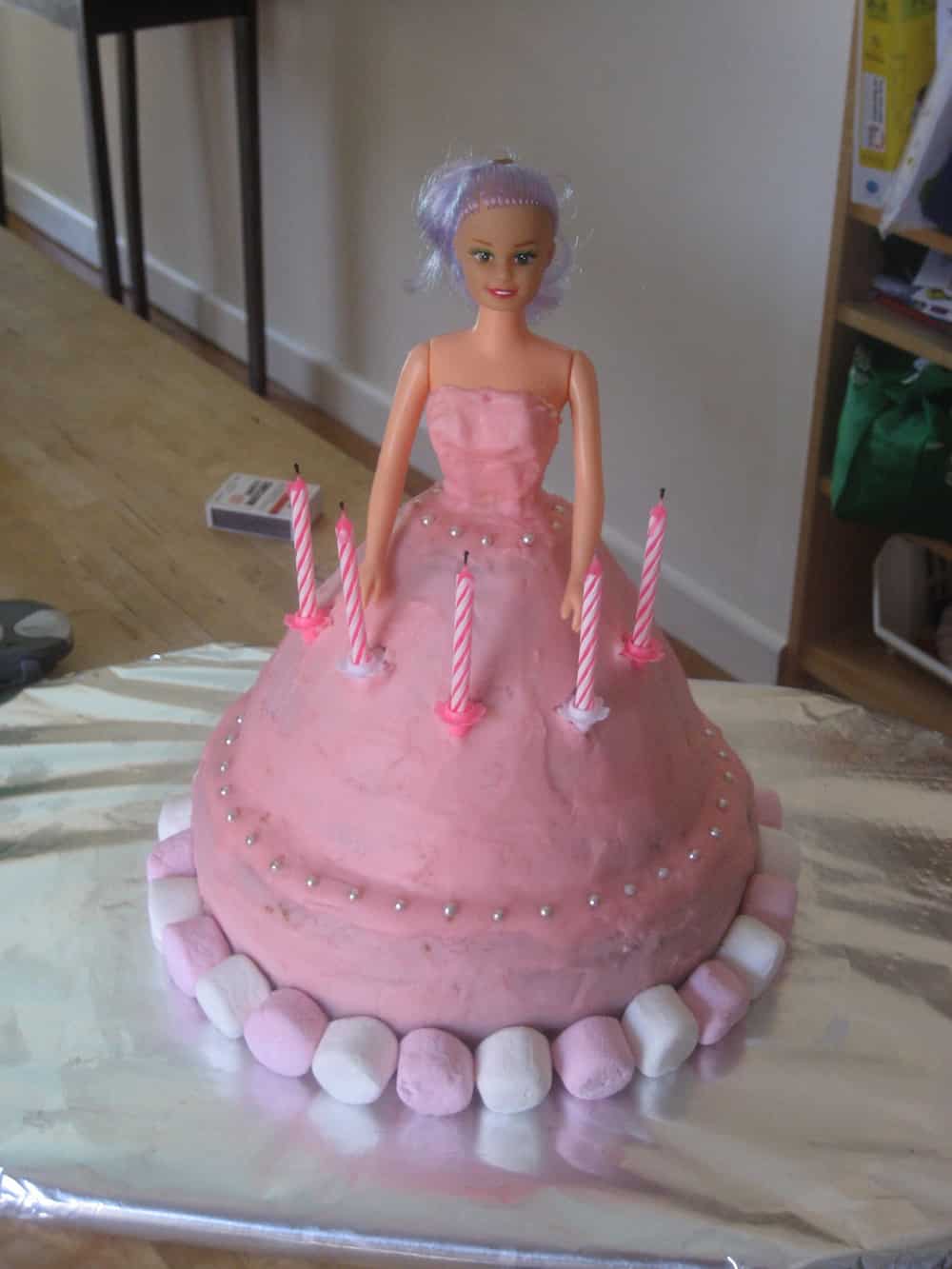 Princess cake design Princess cake design