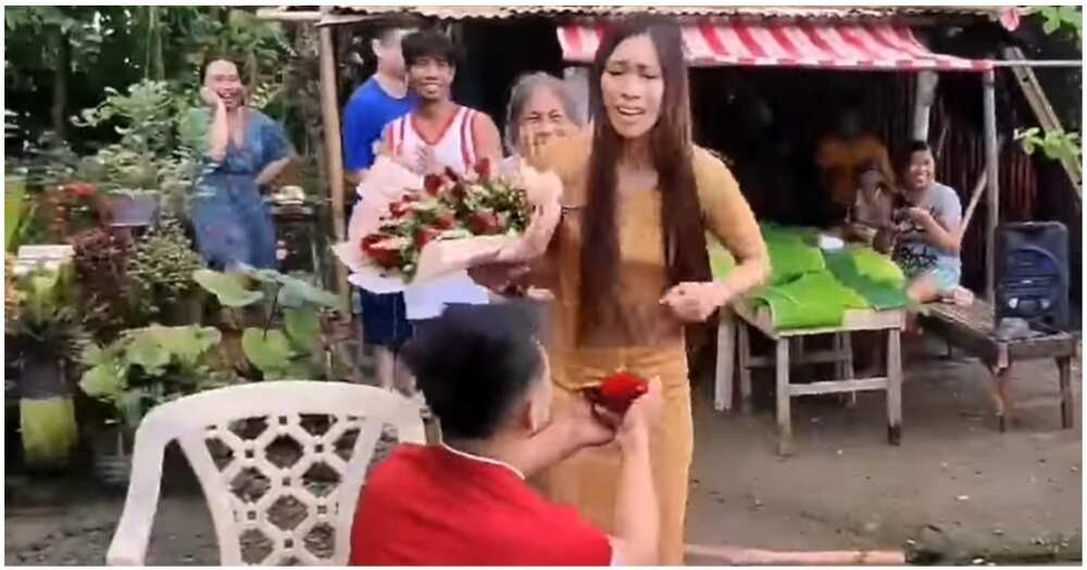 Video ng BF na hinimatay muna bago mag-propose sa nobya, nagpakilig sa netizens