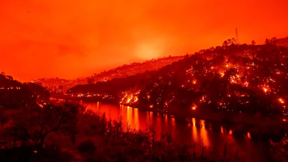 Nakakikilabot na 'firenado', naganap sa kasagsagan ng wildfire sa California