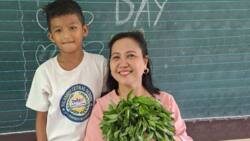 Titser na nakatanggap ng saluyot mula estudyanteng walang pambili ng rosas sa Teacher’s Day, viral