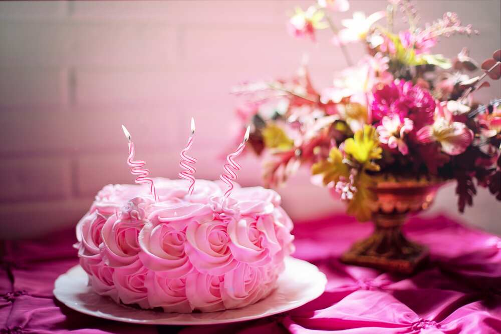 Princess cake design Princess cake design